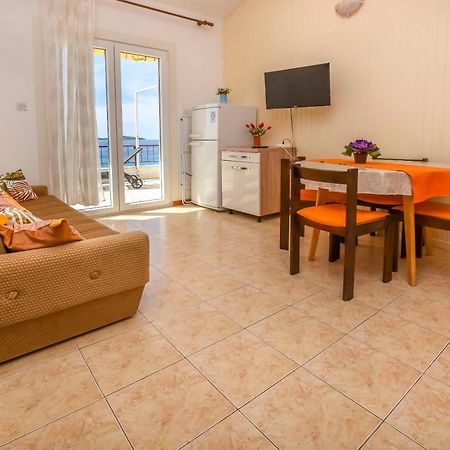 Apartments Zivana Рогозница Экстерьер фото