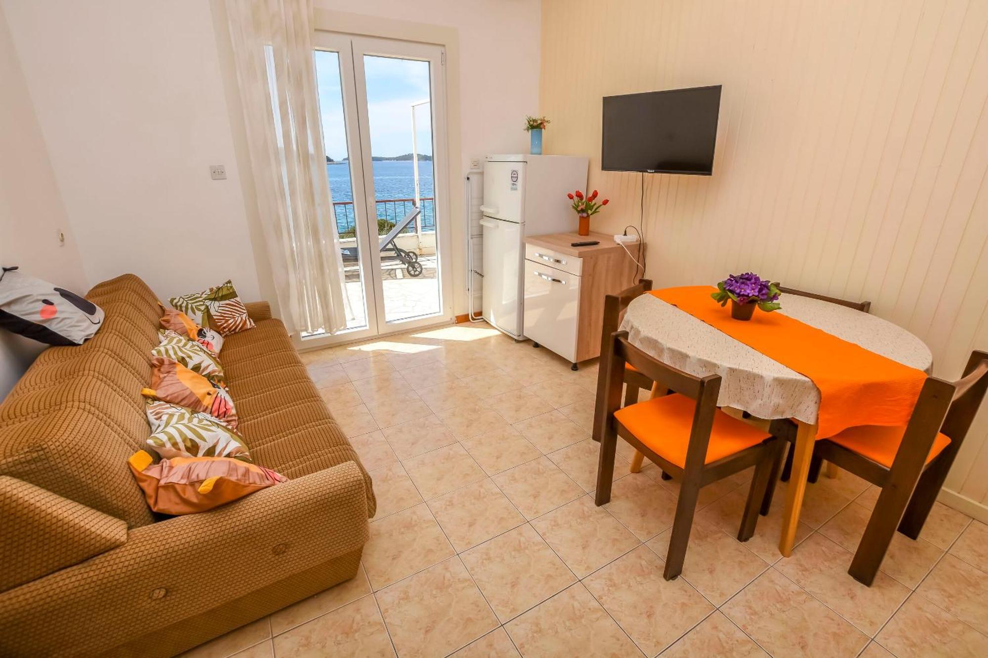 Apartments Zivana Рогозница Экстерьер фото