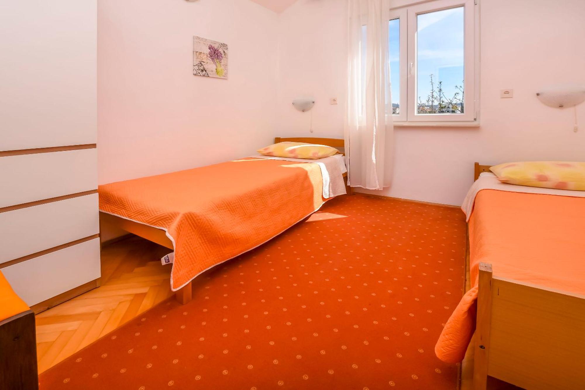 Apartments Zivana Рогозница Экстерьер фото