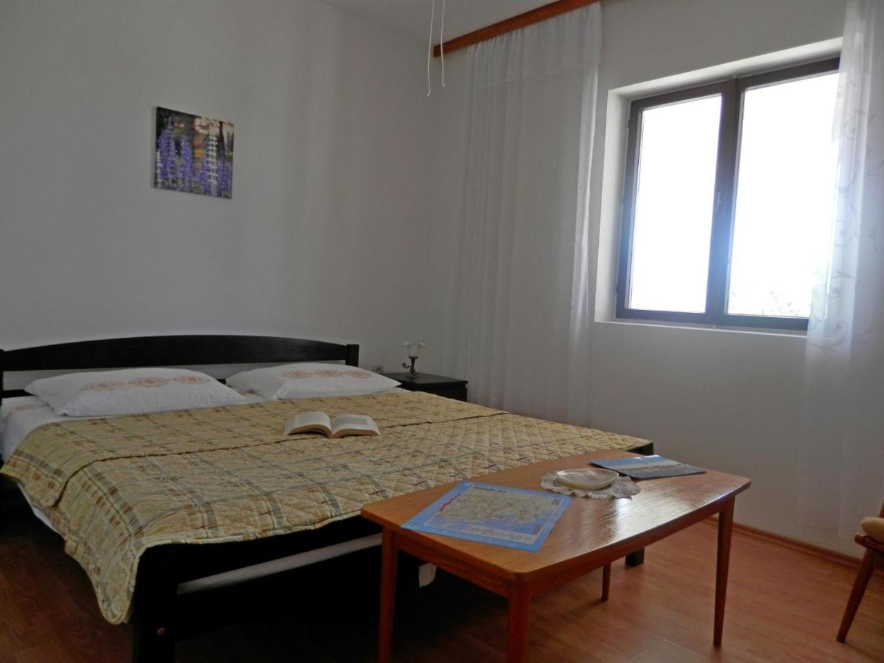 Apartments Zivana Рогозница Экстерьер фото